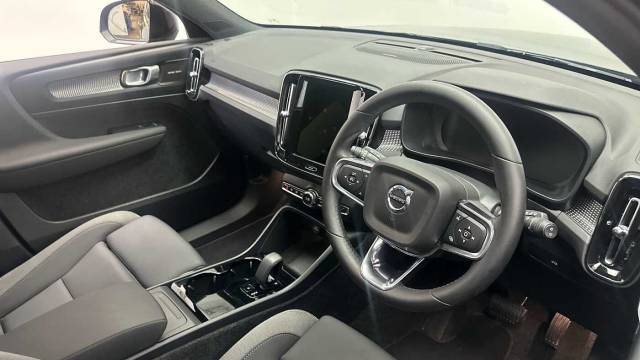2025 Volvo Ex40 Single Motor Extended Range Electric Ultra