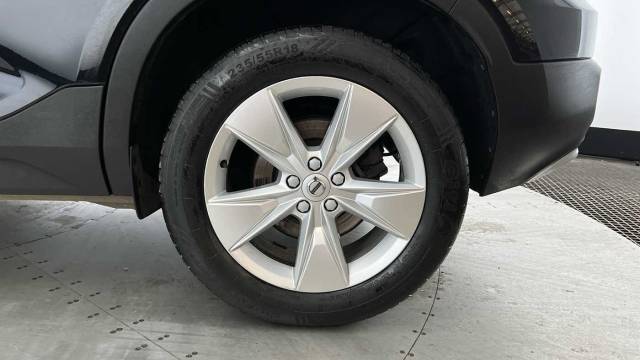 2022 Volvo XC40 2.0 B3 Mild Hybrid Petrol Core