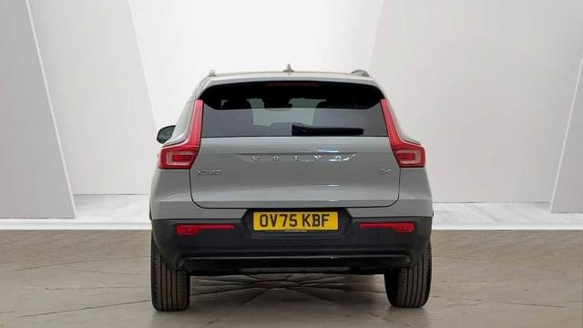 2025 Volvo XC40 2.0 B4 Mild Hybrid Petrol Plus Dark