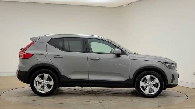 2023 Volvo XC40 2.0 B3 Mild Hybrid Petrol Core