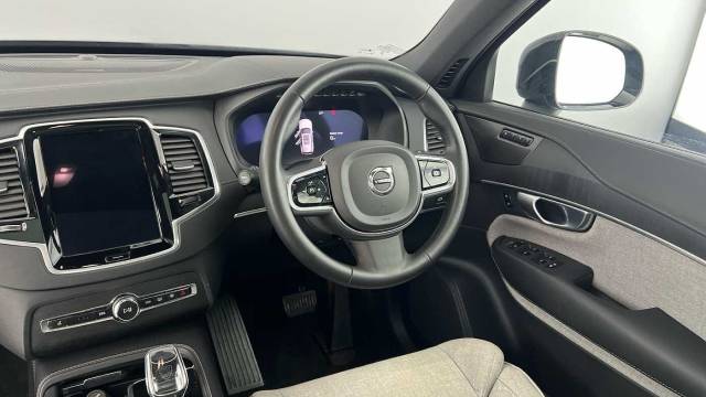 2023 Volvo XC90 2.0 T8 AWD Recharge PHEV Electric/Petrol Plus Dark