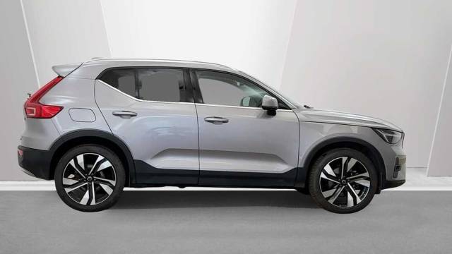 2025 Volvo XC40 2.0 B3 Mild Hybrid Petrol Ultra Bright