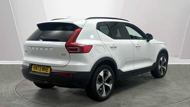 2023 Volvo XC40 2.0 B3 Mild hybrid Petrol Ultimate Dark