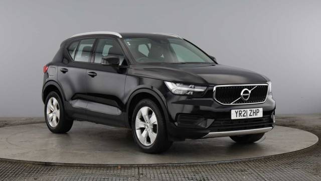 Volvo XC40 1.5 T3 Momentum Manual 4x4 vehicle Petrol Onyx Black