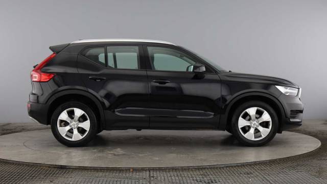 2021 Volvo XC40 1.5 T3 Momentum Manual