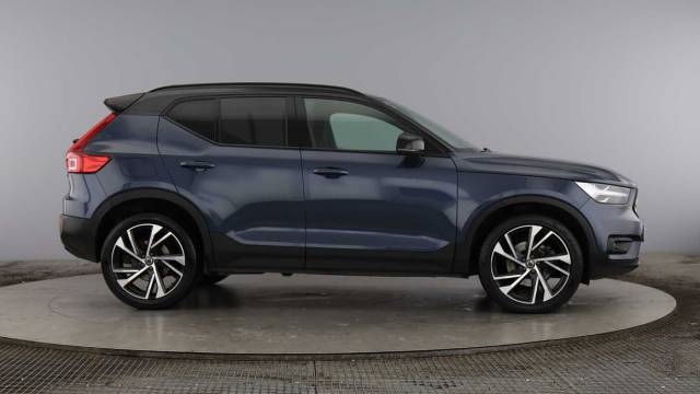 2021 Volvo XC40 2.0 B4 Mild Hybrid Petrol R-Design Pro