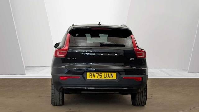 2025 Volvo XC40 2.0 B3 Mild Hybrid Petrol Ultra Dark