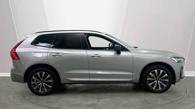 2023 Volvo XC60 2.0 B5 AWD Mild Hybrid Petrol Plus Dark
