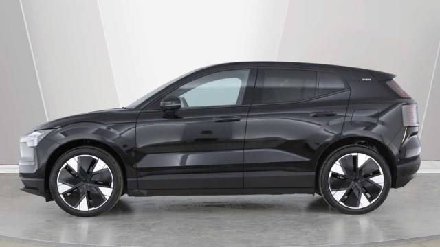 2024 Volvo Ex30 Single Motor Extended Range Electric Ultra