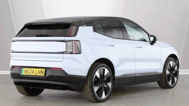 2024 Volvo Ex30 Twin Motor Performance Electric Ultra