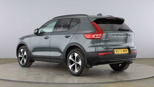2025 Volvo XC40 2.0 B3 Mild Hybrid Petrol Plus Pro Dark