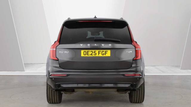 2025 Volvo XC90 2.0 T8 AWD PHEV Electric/Petrol Ultra Dark