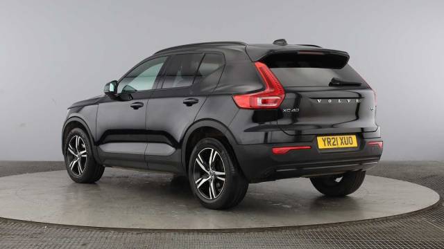 2021 Volvo XC40 1.5 T3 R-Design Manual