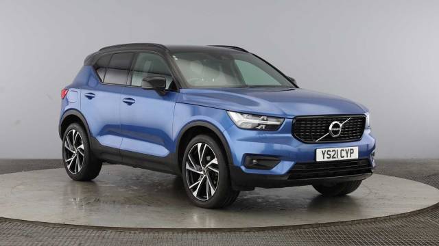 Volvo XC40 1.5 T3 R-Design Pro Manual 4x4 vehicle Petrol Bursting Blue