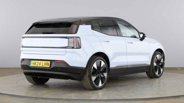 2024 Volvo Ex30 Twin Motor Performance Electric Ultra