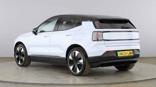 2024 Volvo Ex30 Twin Motor Performance Electric Ultra