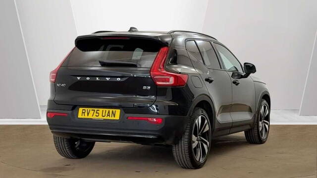 2025 Volvo XC40 2.0 B3 Mild Hybrid Petrol Ultra Dark