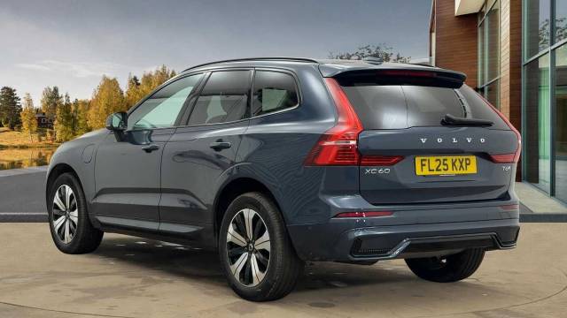 2025 Volvo XC60 2.0 Plus, T6 AWD Plug-in hybrid, Electric/Petrol, Dark