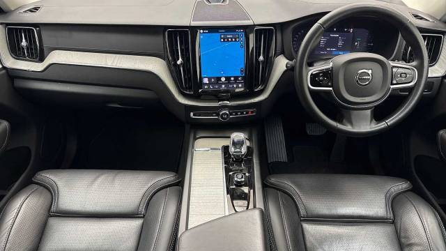 2024 Volvo XC60 2.0 T8 AWD PHEV Electric/Petrol Ultra Dark