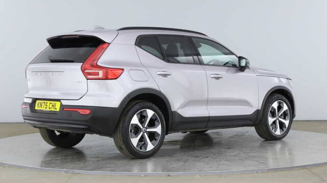 2025 Volvo XC40 2.0 B3 Mild Hybrid Petrol Plus Dark