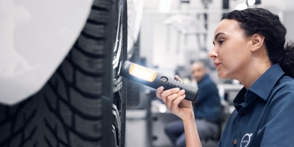 Free Volvo windscreen and tyre repairs