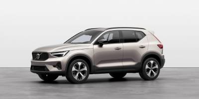 Volvo XC40 - Bright Dusk