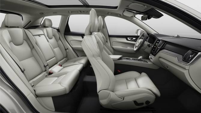 Volvo XC60 - Interior
