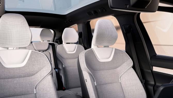 Volvo EX90 - Interior