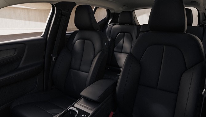 Volvo XC40 - Interior