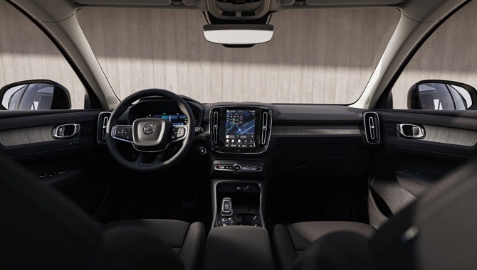 Volvo XC40 - Interior