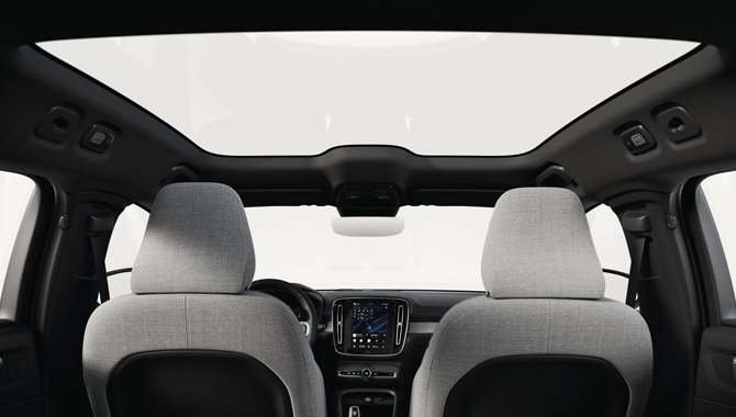 Volvo EC40 - Interior