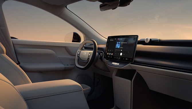 New Volvo EX60 - Interior